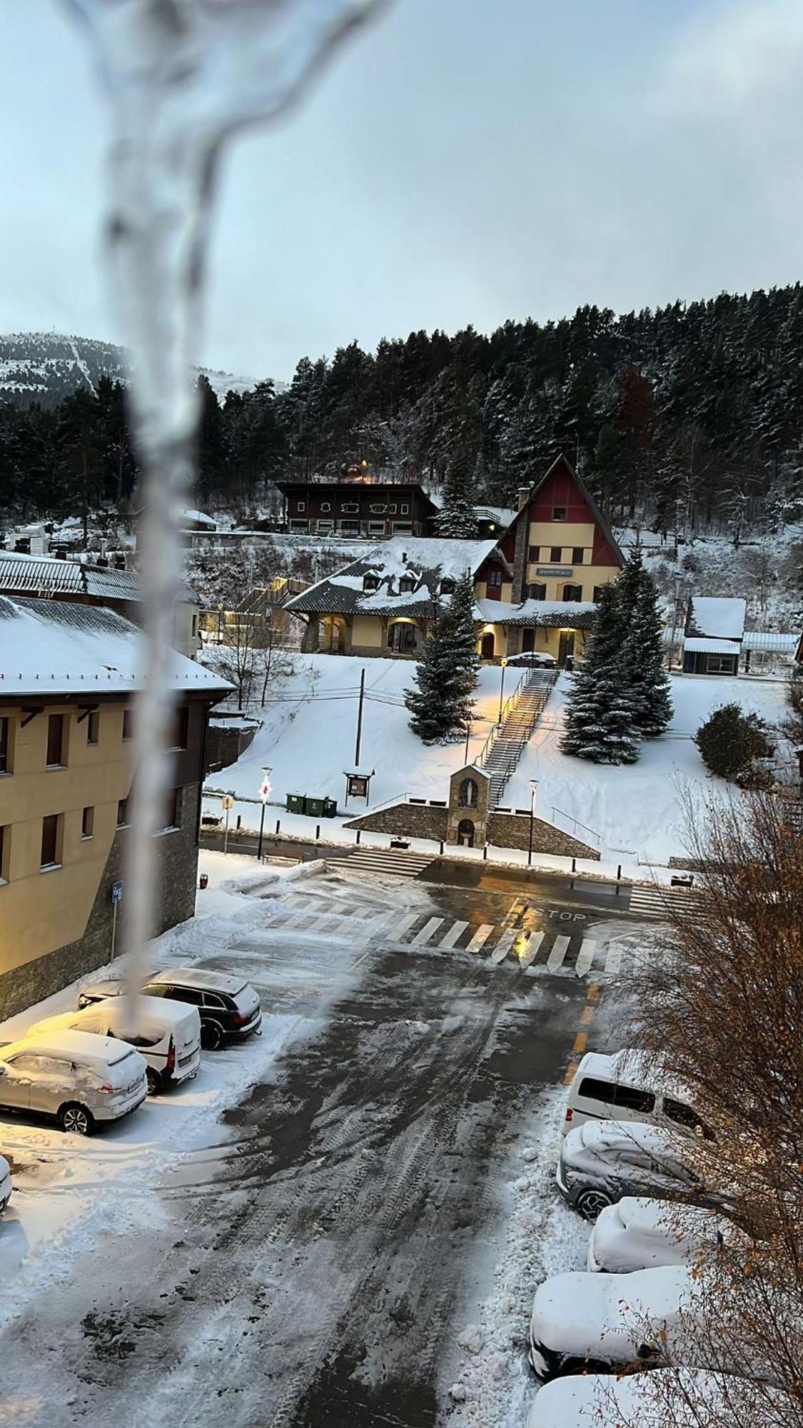 Duplex La Molina A 5 Minutos De Las Pistas De Esqui エクステリア 写真
